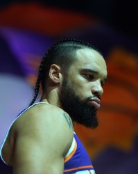 华体会官网-鲍威尔：我们知道狄龙的伎俩 我一般不搭理&amp;但他要动手那我不惯着