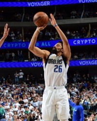 华体会入口-独行侠妙手破解勇士联防 回主场勇士还需镇静回击