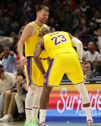 东契奇：我和詹姆斯的默契度越来越高 更好地理解了彼此想要什么