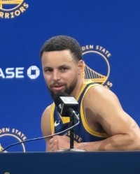 华体会在线-库里：开局慢热投不进无需纠结 防守稳住了局面&amp;巴特勒带队追分